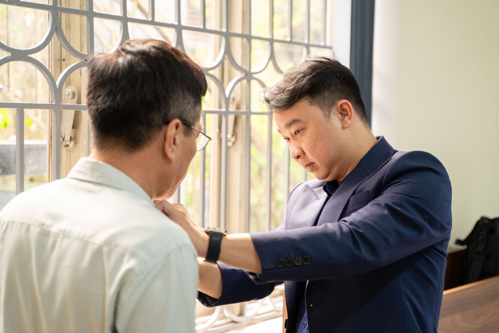 May Đo Tại Nhà Tại Phường Long Trường – Dịch Vụ May Suit Tận Nơi
